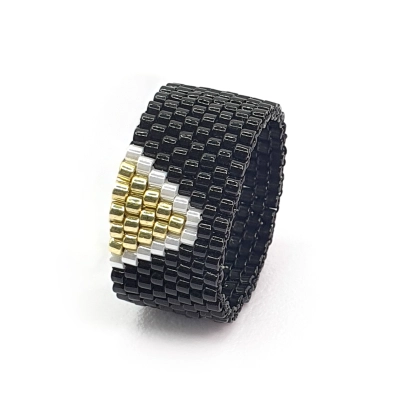 PIERŚCIONEK Piramida czarna